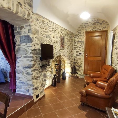 דירות Rocchetta Nervina Casa Bertagna מראה חיצוני תמונה