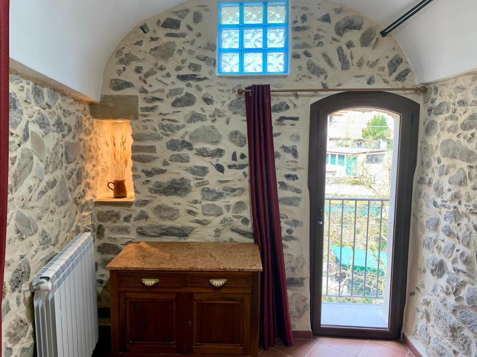 דירות Rocchetta Nervina Casa Bertagna מראה חיצוני תמונה